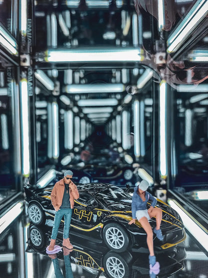 Infinity Mirror Display 1:64