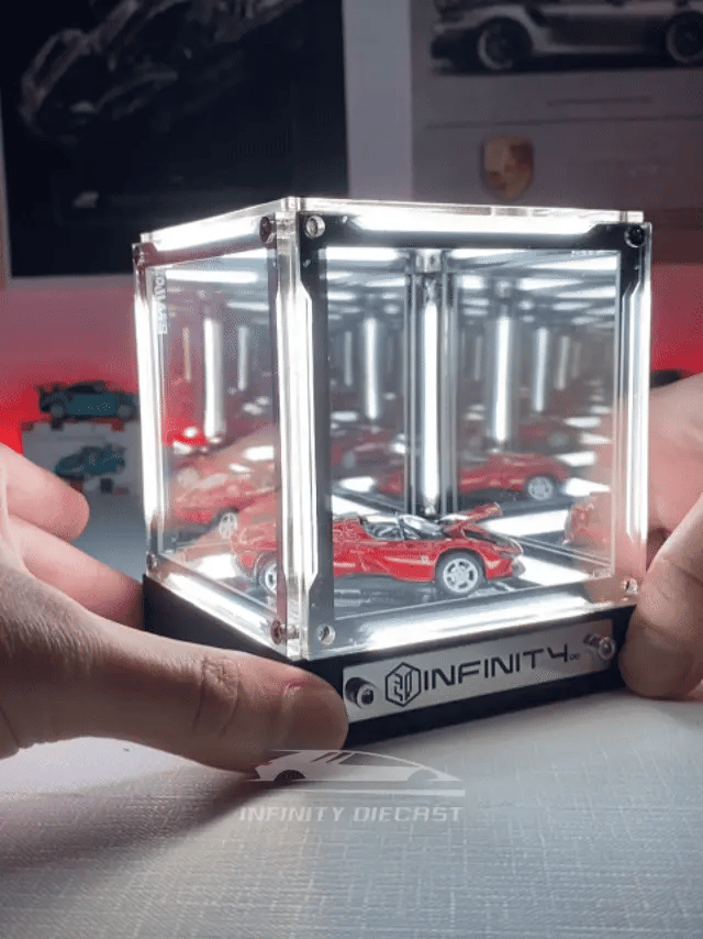 Infinity Mirror Display 1:64