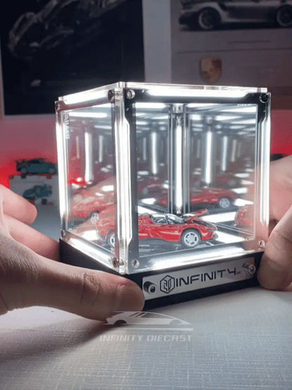 Infinity Mirror Display 1:64